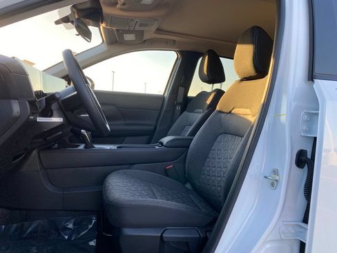 New 2026 Nissan Kicks SV w/ SV Premium Package FWD image 11