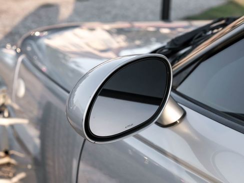 Used 2001 Chrysler Prowler image 29