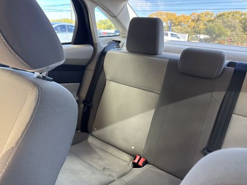 Used 2013 Ford Focus SE image 25