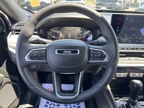 Used 2024 Jeep Compass Limited AWD/4WD image 16
