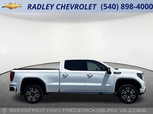 Used 2022 GMC Sierra 1500 AT4 w/ AT4 Premium Package AWD/4WD image 21