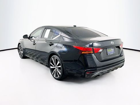 Used 2019 Nissan Altima 2.5 SR FWD image 5
