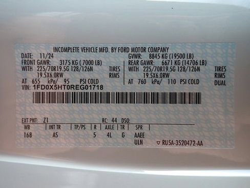 New 2024 Ford F550 4x4 SuperCab Super Duty image 18