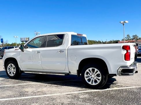 Used 2022 Chevrolet Silverado 1500 LTZ w/ LTZ Premium Package image 8