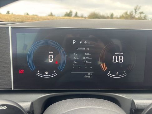 Certified 2025 Hyundai Santa Cruz SE AWD/4WD image 22