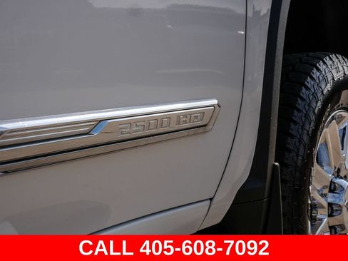 Used 2024 Chevrolet Silverado 2500 High Country w/ High Country Premium Package AWD/4WD image 10