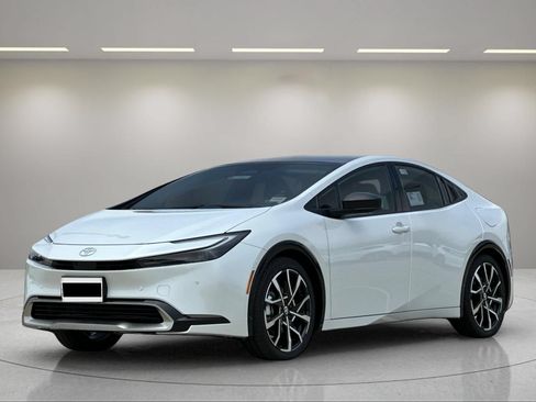 New 2027 Toyota Prius Plug-In Hybrid w/ Limited Premium Package FWD image 6