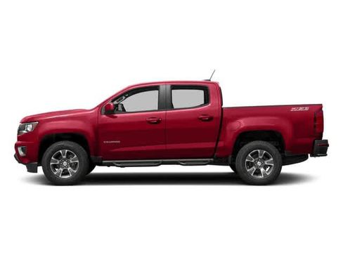 Used 2018 Chevrolet Colorado Z71 image 3