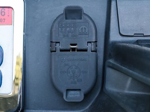 Used 2022 RAM 1500 Laramie image 30