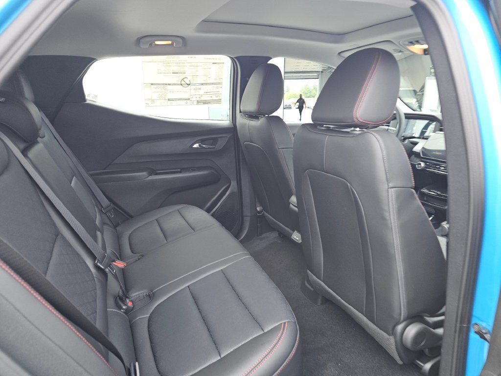 New 2027 Chevrolet Bolt RS w/ Technology Package FWD image 14