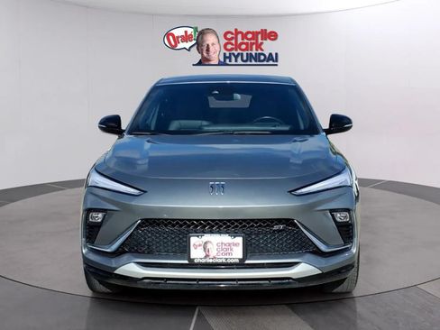 Used 2024 Buick Envista Sport Touring FWD image 8