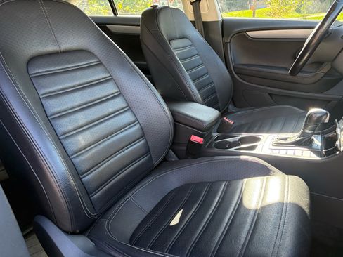 Used 2015 Volkswagen CC Sport image 15