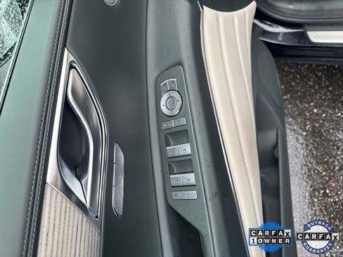 Used 2025 Genesis GV80 2.5T Select image 16