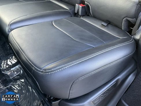 Used 2022 Jeep Wrangler Unlimited Sahara w/ Cold Weather Group image 29