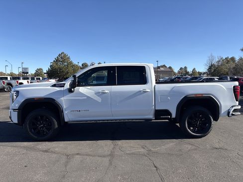 New 2026 GMC Sierra 2500 AT4 w/ AT4 Premium Plus Package AWD/4WD image 7