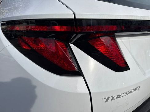 New 2026 Hyundai Tucson SE image 11