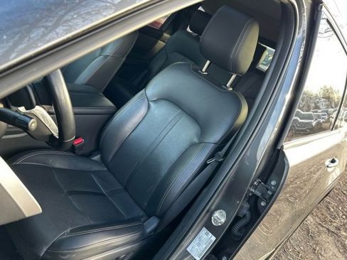 Used 2024 MAZDA CX-90 3.3 Turbo w/ Preferred Package image 9