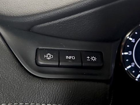 Used 2018 Cadillac Escalade ESV Premium Luxury AWD/4WD image 30