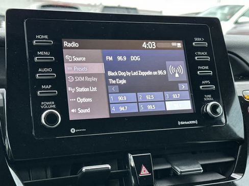 Used 2021 Toyota Camry SE w/ Carpet Mat Package (TMS) image 18