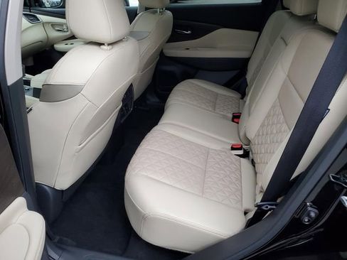 Certified 2024 Nissan Murano Platinum w/ Cargo Package image 11