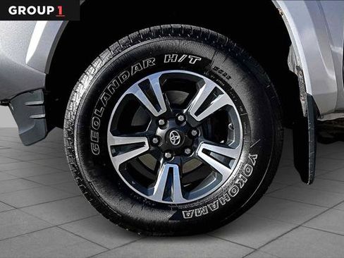 Certified 2017 Toyota Tacoma TRD Sport image 10