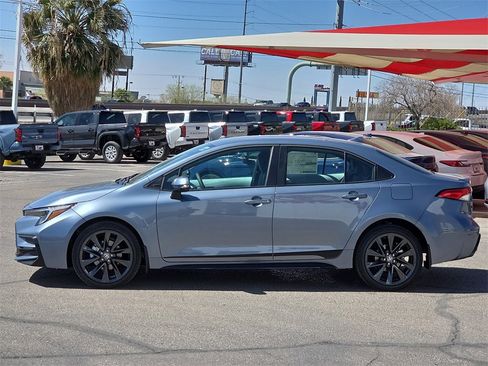 New 2026 Toyota Corolla SE image 2