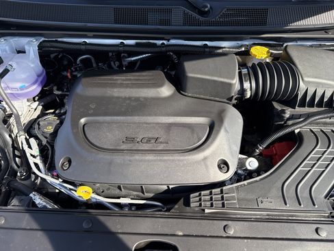 New 2026 Chrysler Pacifica Limited w/ S Appearance Package image 34