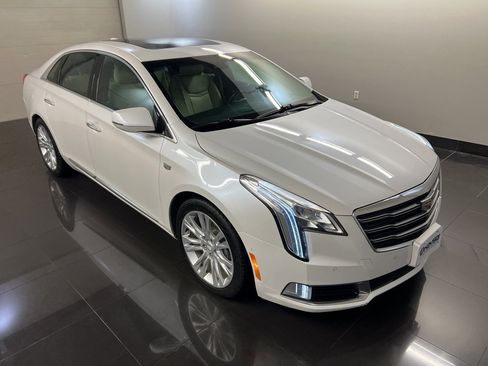 Used 2018 Cadillac XTS Luxury w/ Driver Awareness Package image 1