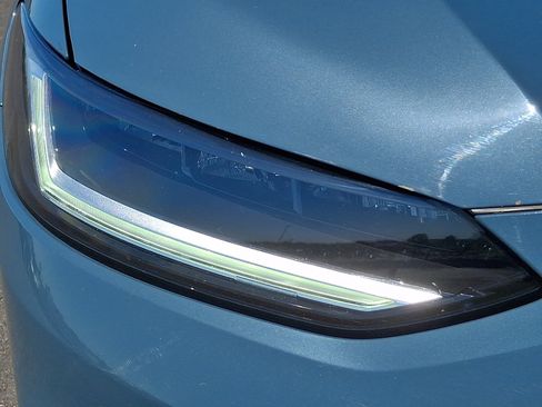 Used 2024 Honda HR-V LX image 9