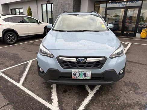Used 2022 Subaru Crosstrek 2.5i Limited w/ Moonroof Package 1 AWD/4WD image 2