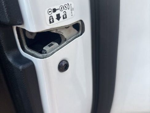 Used 2020 Ford Explorer ST w/ ST Street Pack image 38