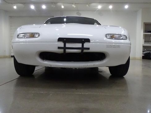 Used 1991 MAZDA MX-5 Miata RWD image 25
