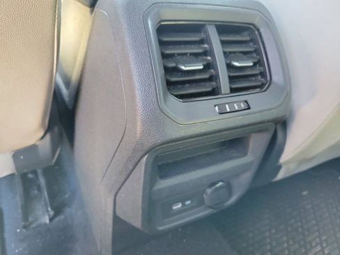 Used 2021 Volkswagen Tiguan SE R-Line FWD image 14