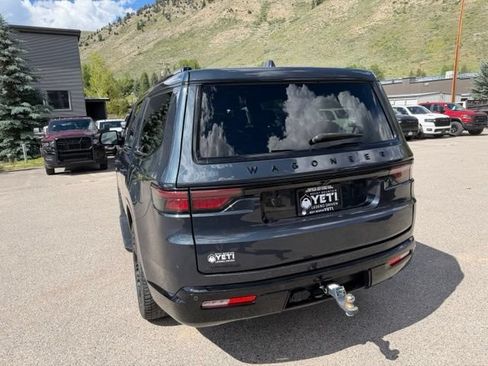 Used 2023 Jeep Wagoneer Series II AWD/4WD image 13