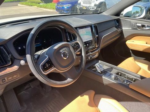 Used 2022 Volvo XC60 T8 Inscription w/ Advanced Package AWD/4WD image 14