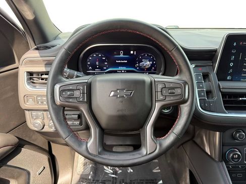 Used 2023 Chevrolet Suburban RST w/ Luxury Package AWD/4WD image 12