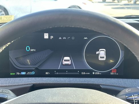 Used 2024 Kia EV6 Wind image 10