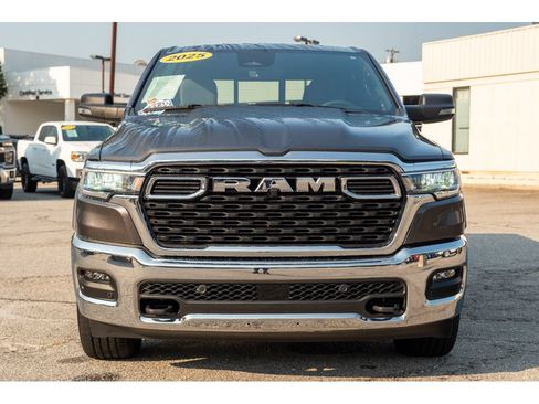 Used 2025 RAM 1500 Big Horn AWD/4WD image 3