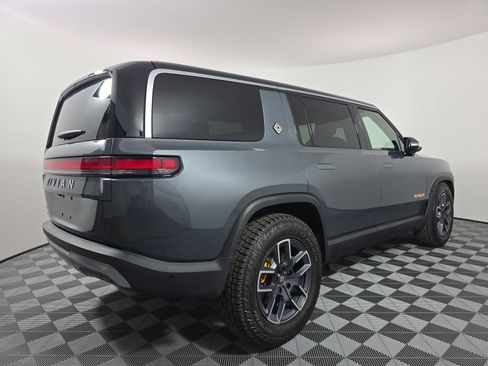 Used 2022 Rivian R1S Launch Edition AWD/4WD image 5