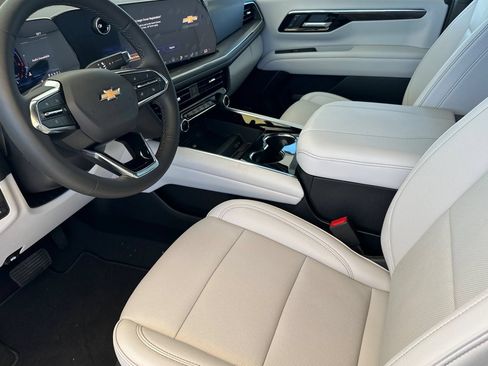 New 2026 Chevrolet Tahoe Premier w/ Sun And Tow Package AWD/4WD image 10