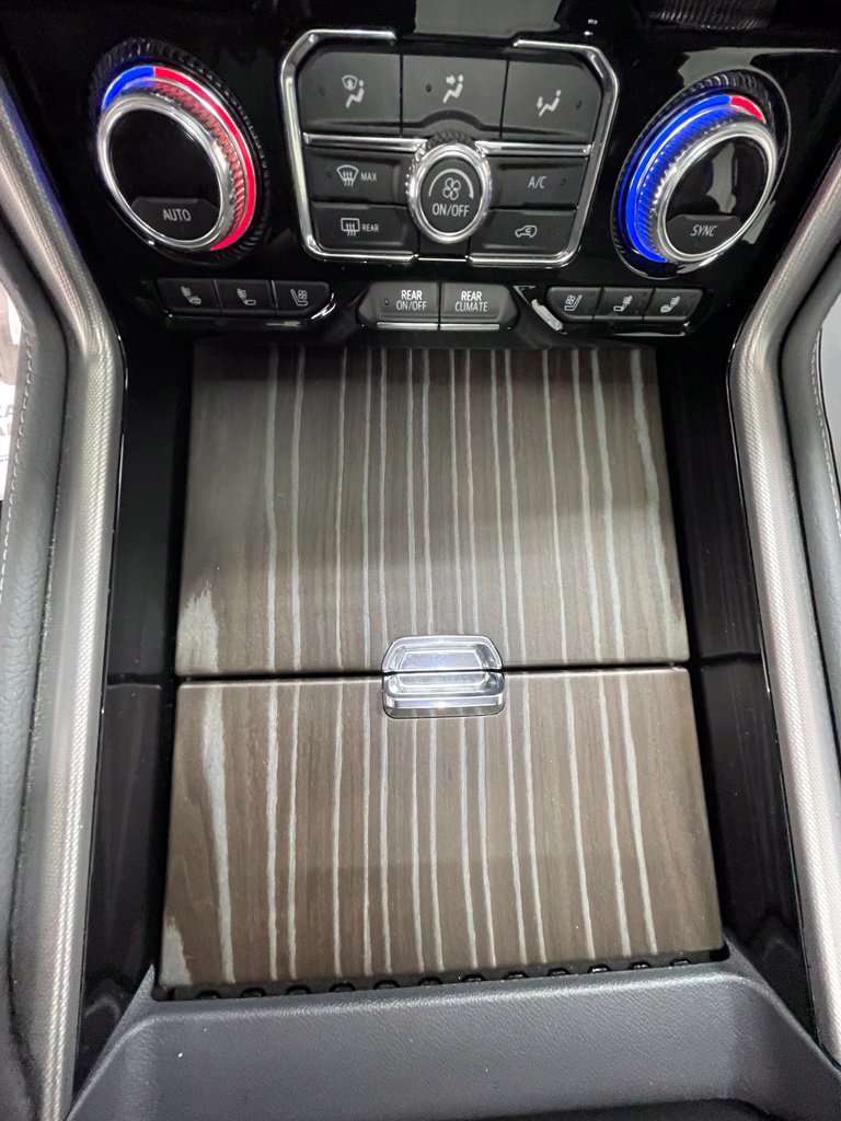 Used 2024 GMC Yukon Denali AWD/4WD image 27
