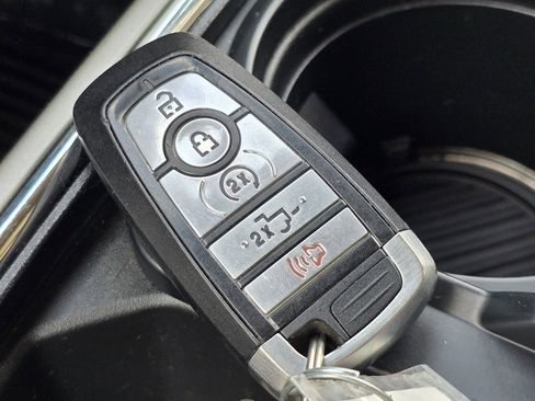 Used 2019 Ford F450 Lariat w/ Lariat Ultimate Package image 31