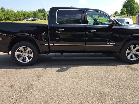 Used 2019 RAM 1500 Limited image 18