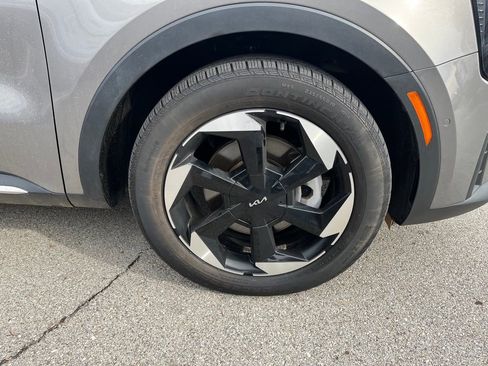 Certified 2025 Kia Sorento SX Prestige image 8