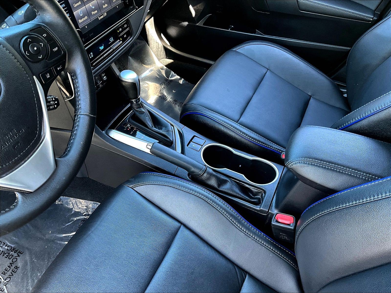 Used 2017 Toyota Corolla XSE w/ Carpet Mat Package (TMS) FWD image 18
