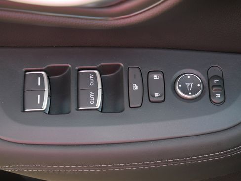 New 2027 Honda HR-V EX-L image 13