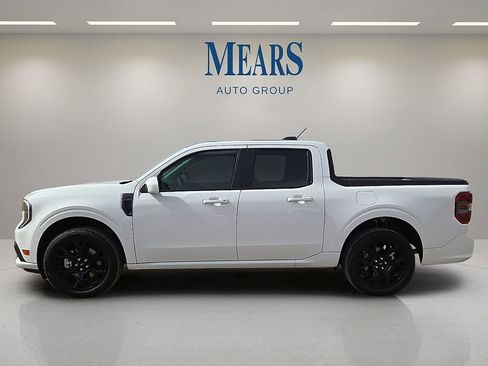 Used 2025 Ford Maverick Lobo AWD/4WD image 2
