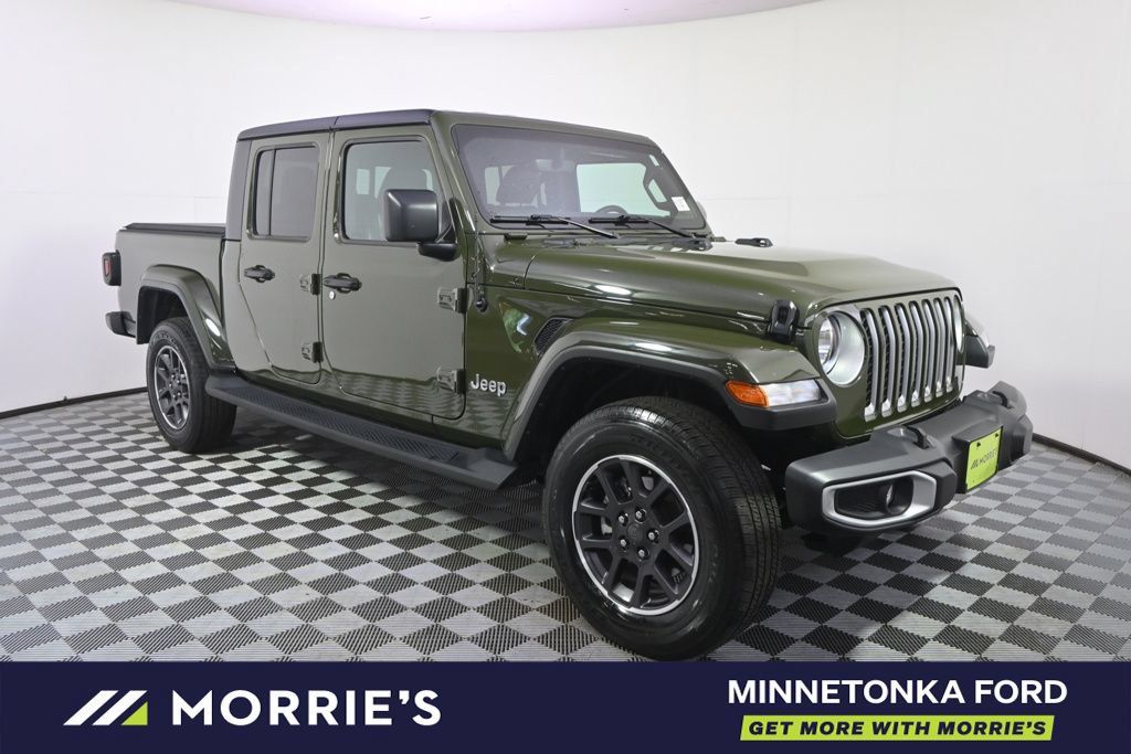 Used 2022 Jeep Gladiator Overland w/ Popular Equipment Package AWD/4WD image 8