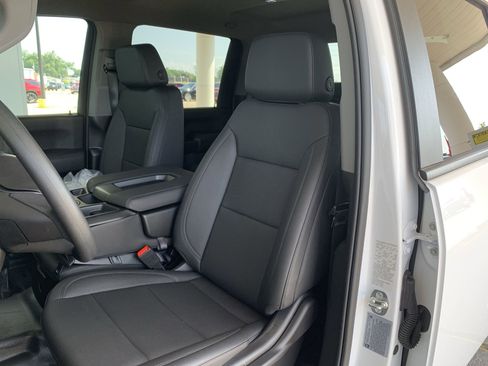 New 2025 GMC Sierra 3500 Pro w/ Convenience Package image 28