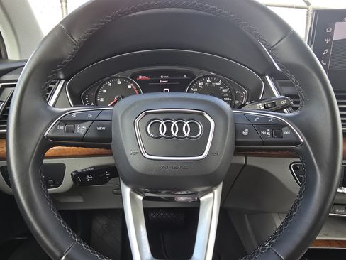 Certified 2023 Audi Q5 2.0T Premium w/ Convenience Package AWD/4WD image 23